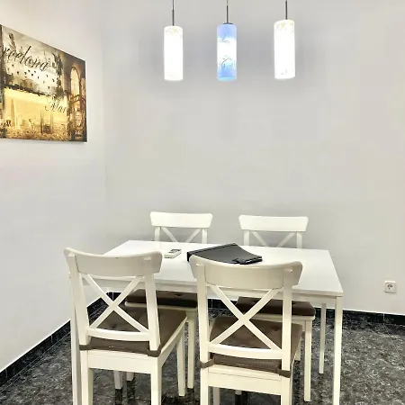 Elegantniy Poble Sec * Barcelona